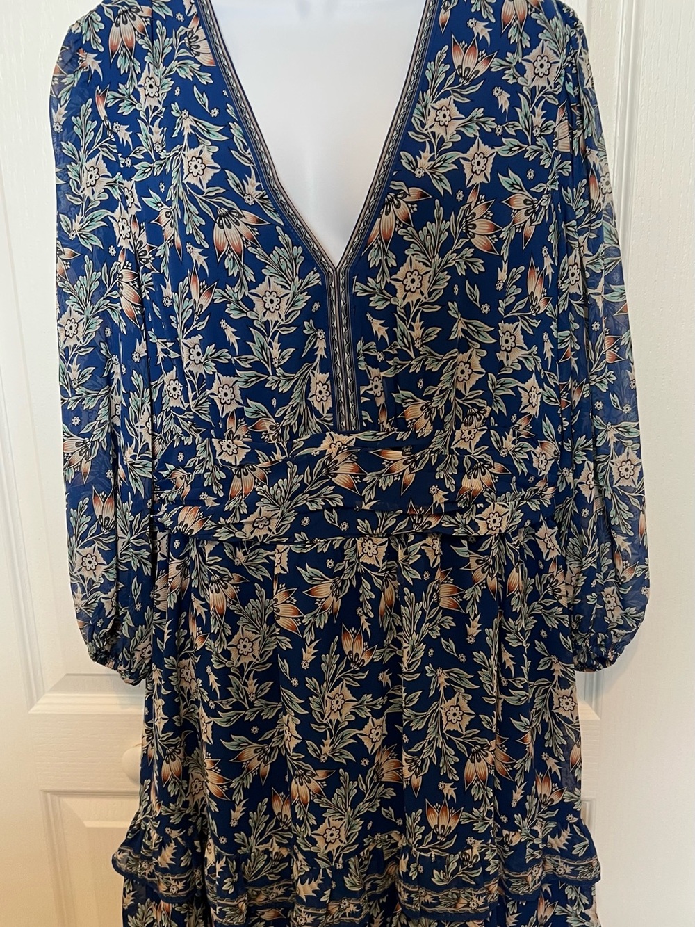 Max Studio Royal Blue Floral V-Neck Long Sleeve Midi Dress